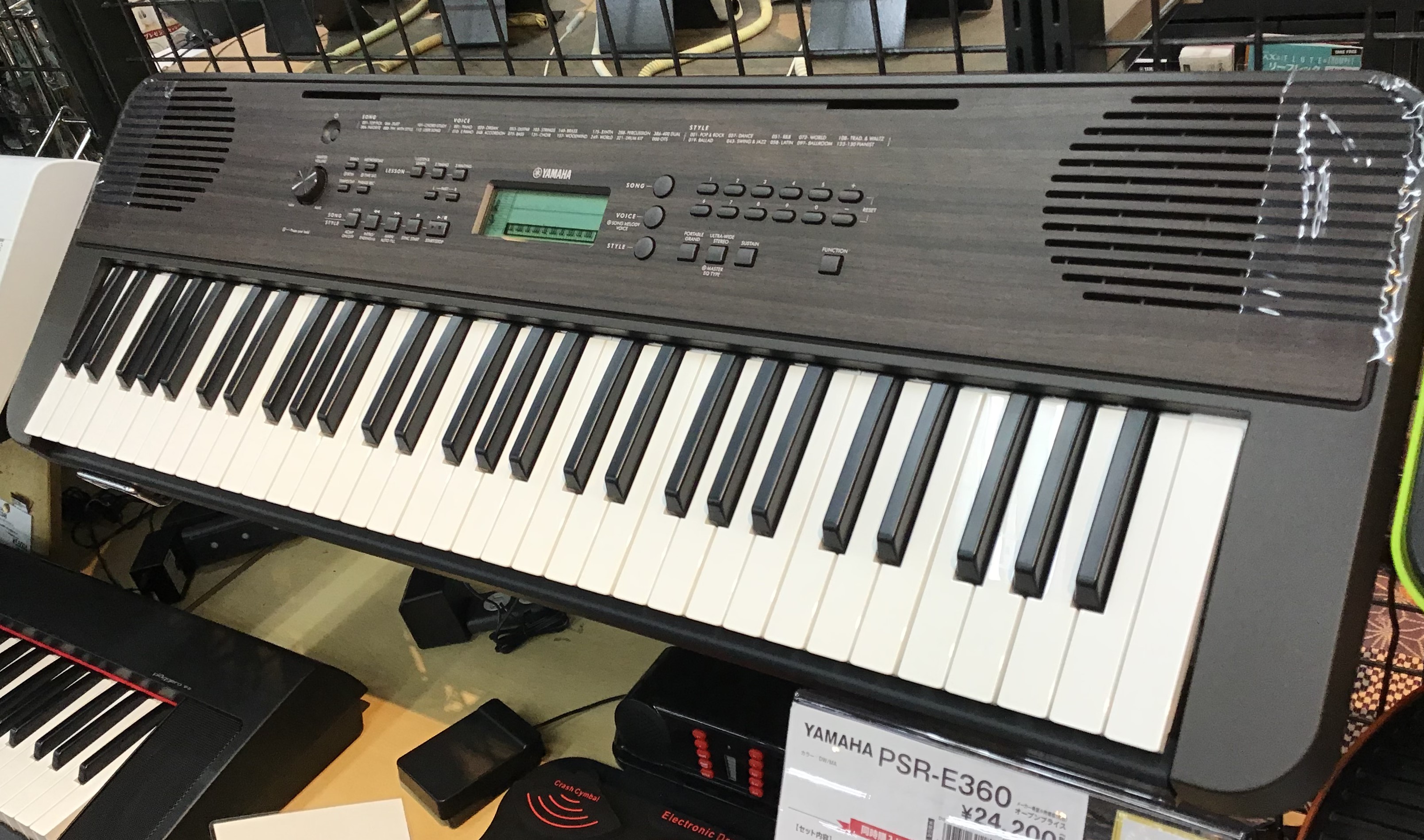 *[https://jp.yamaha.com/products/musical_instruments/keyboards/portable_keyboards/psr-e360/index.html:title=PSR-E360DW]が入荷しました! [!!皆様、楽しい音楽ライフをお過ごしでしょ […]