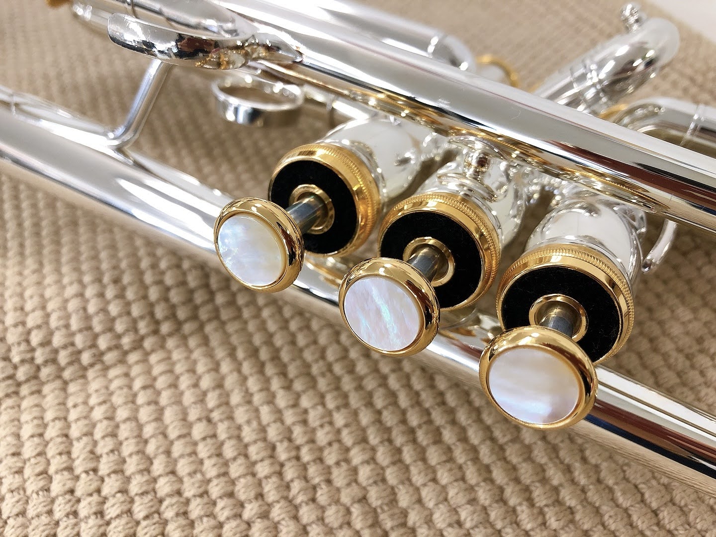 トランペット】XO 1602RS/SLTD 展示しています！｜島村楽器