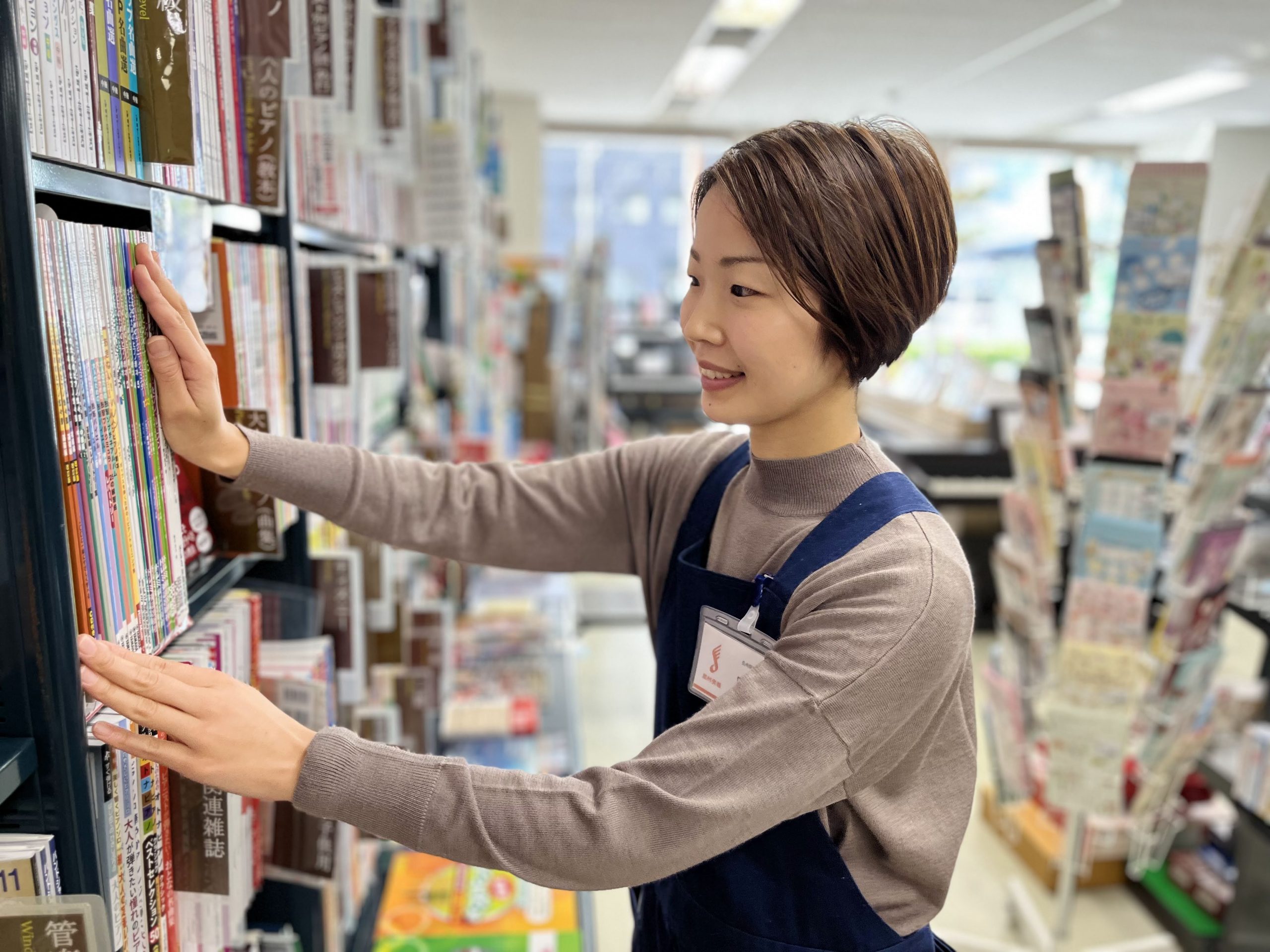 *担当商品 ファンシーグッズ *出身地 長崎県 *所有楽器 テナーバストロンボーン、アルトトロンボーン *音楽歴 小学校の頃に吹奏楽部でユーフォニアムを担当その後、中学生からトロンボーンに変わり高校、大学とトロンボーンを吹き、現在も続けています。 *好きなアーティスト RADWIMPS、宇多田ヒカル […]