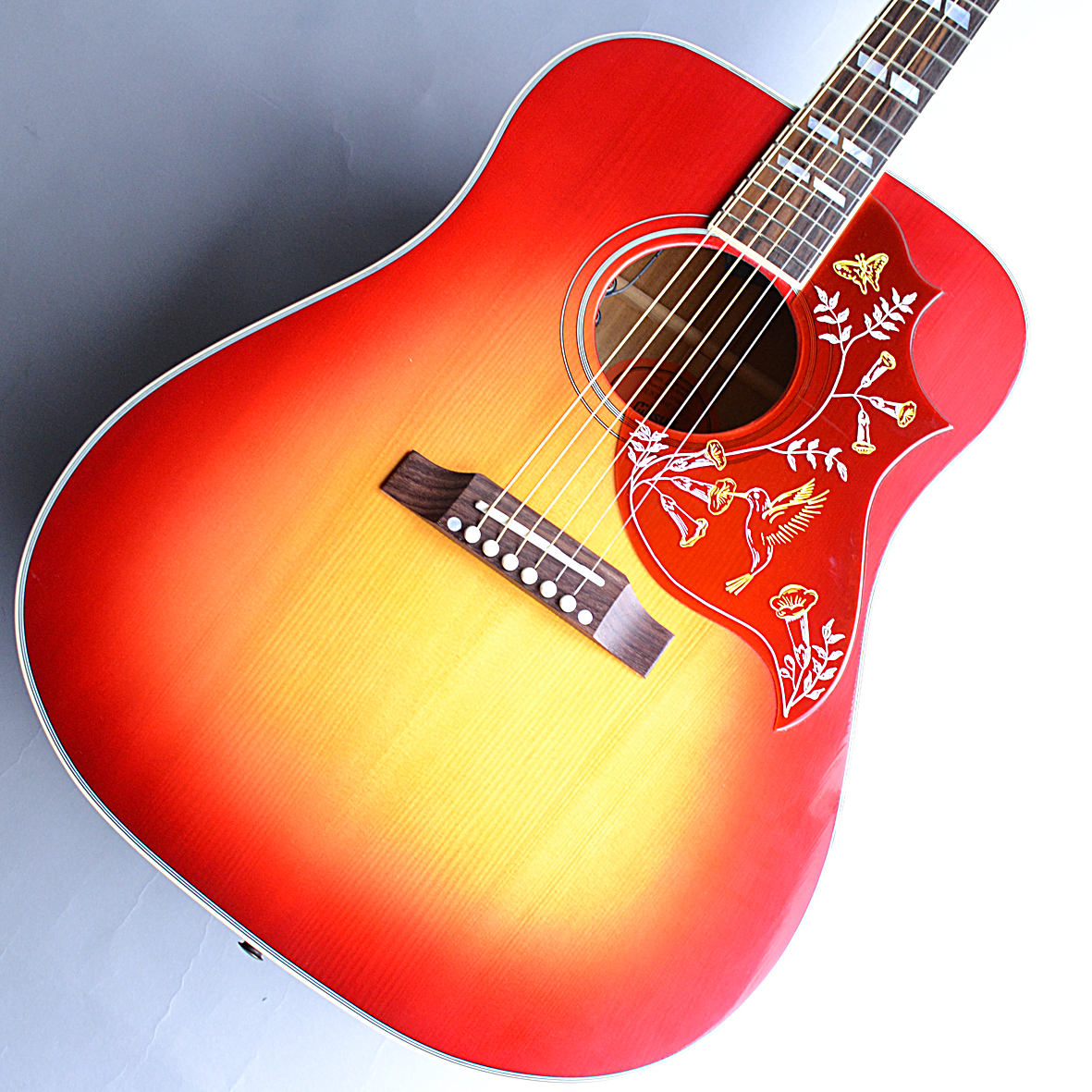 *Hummingbird Red Spruce Vintage Cherry Sunburst |*ブランド|Gibson Custom Shop| |*型番|Hummingbird Red Spruce Vintage Cherry Sunburst| |*商品の状態|新品特価| |*販売価格|[ […]