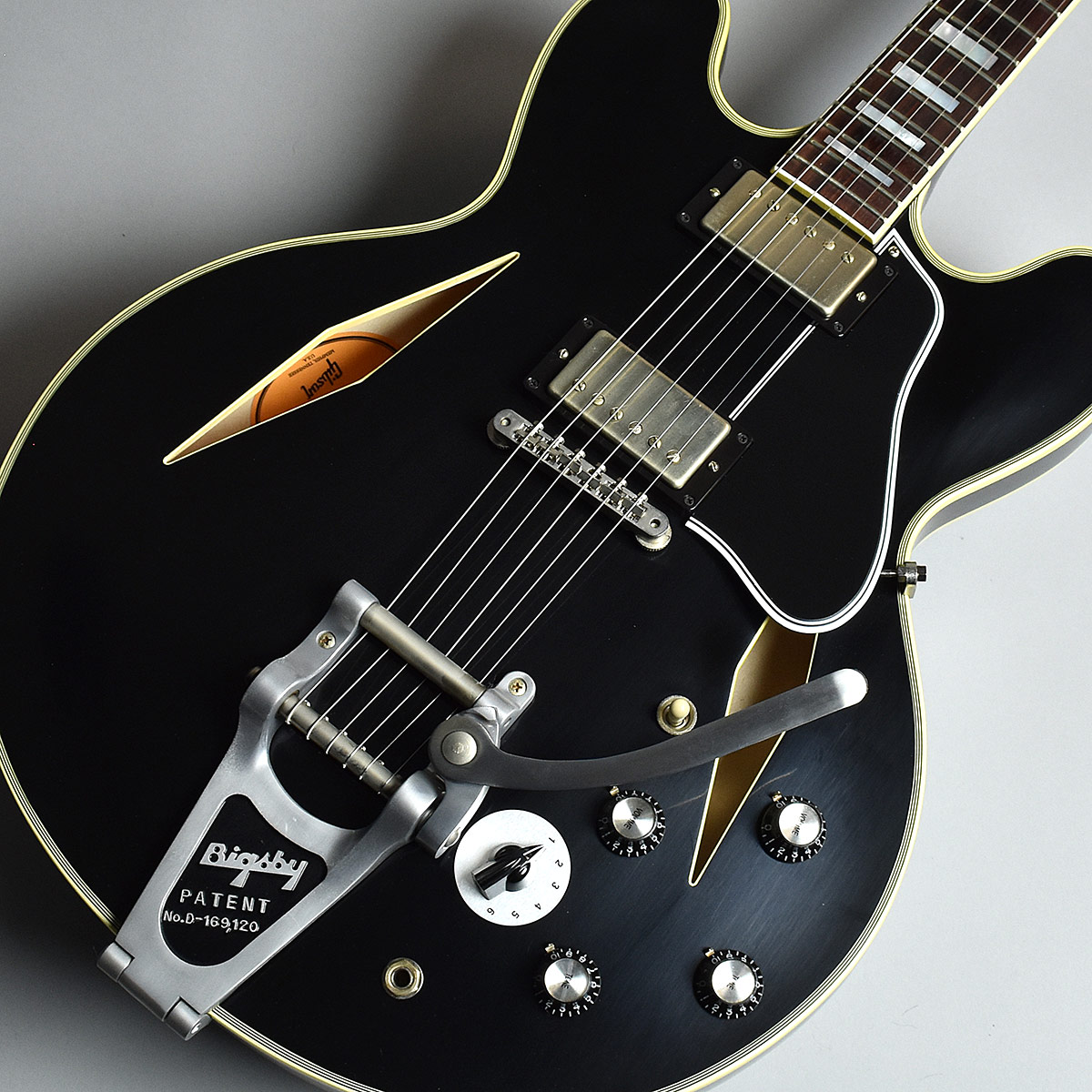 *ES-355 UBUKATA BIGSBY Ebony |*ブランド|Gibson Custom Shop| |*型番|ES-355 UBUKATA BIGSBY Ebony| |*商品の状態|新品| |*販売価格|[!￥494,640(税込)!]| |*メーカー希望小売価格|￥707,400(税 […]