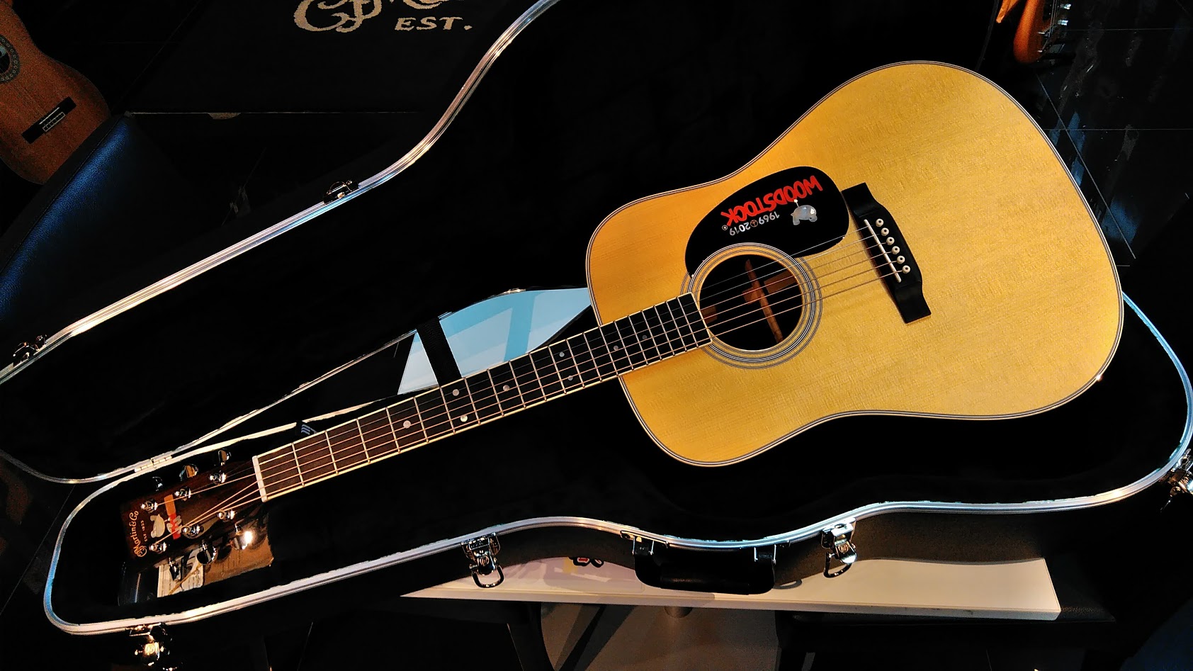 Martin / D-35 Woodstock 50th Anniversary入荷しました！