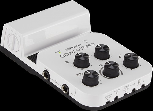 *スマートフォン用 弾き語り配信オーディオミキサー インターフェイス 【Roland】の製品【GO:MIXER　pro】が当店にも在庫ございます！ ・スマートフォン用小型ミキサー。]]・マイク、ピン・マイク、ギター/ベース、キーボードなどが接続できる豊富な入力端子。]]・2.5Vプラグイン・パワー対 […]