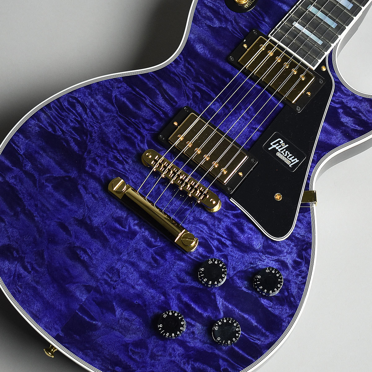 【商品紹介】Gibson Custom Shop Les Paul Custom 3A Quilt Top Trans Blue