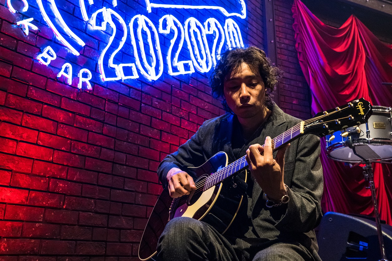 *斉藤和義シグネイチャーモデル"Kazuyoshi Saito J-45"が発売！ **商品概要 『Epiphone Kazuyoshi Saito J‐45 Outfit』は、ギブソンからこれまで 6 本のシグネチャーモデルをリリースしている斉藤和義氏にとって、エピフォン初のシグネチャー・モデル。 […]