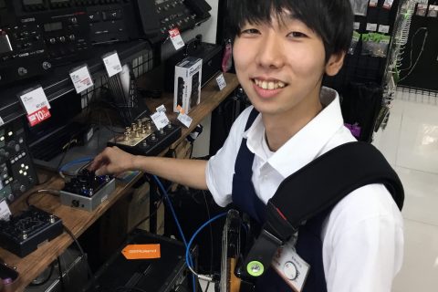 スタッフ写真 DTM、PA機器、ギターアクセサリー 鬼塚