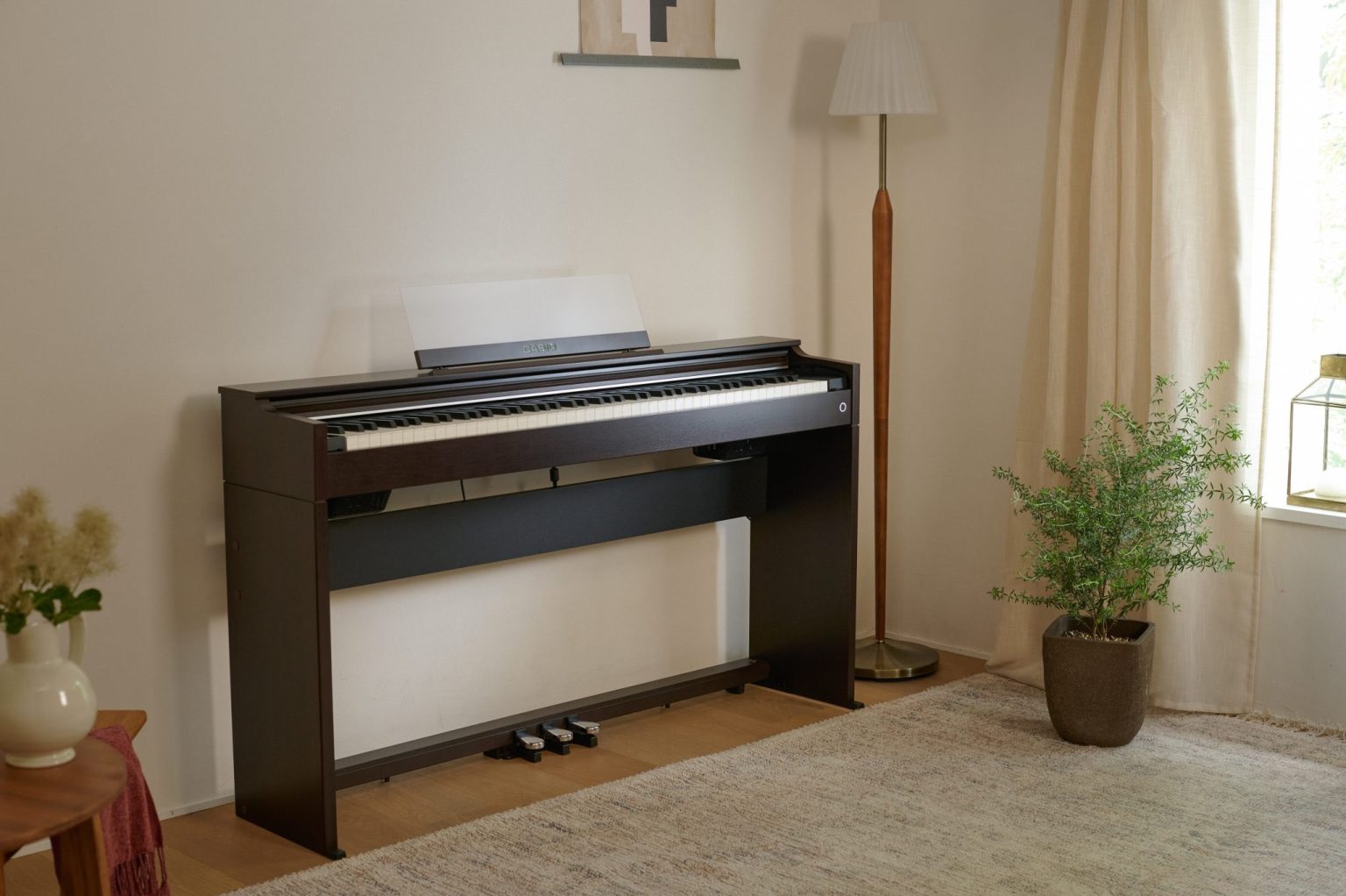 CONTENTSCASIO×島村楽器 電子ピアノ 「AP-S2500GP」が新発売！AP-S2500GPならではの特徴「AP-S5000GP」の新色も店頭展示電子ピアノについてお問合せこの記事を書いた人音楽をもっと楽しみたい方へCASIO×島村楽器 電子ピアノ 「AP-S2500GP」が新発売！ C […]