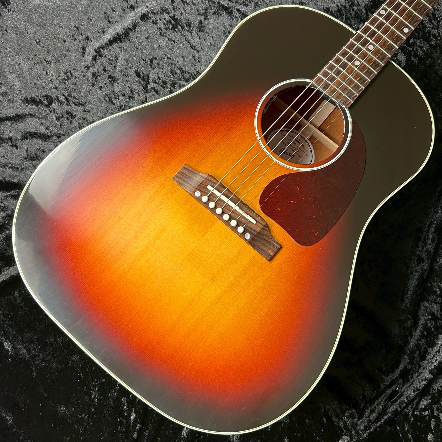GibsonJ-45 STD Triburst VOS