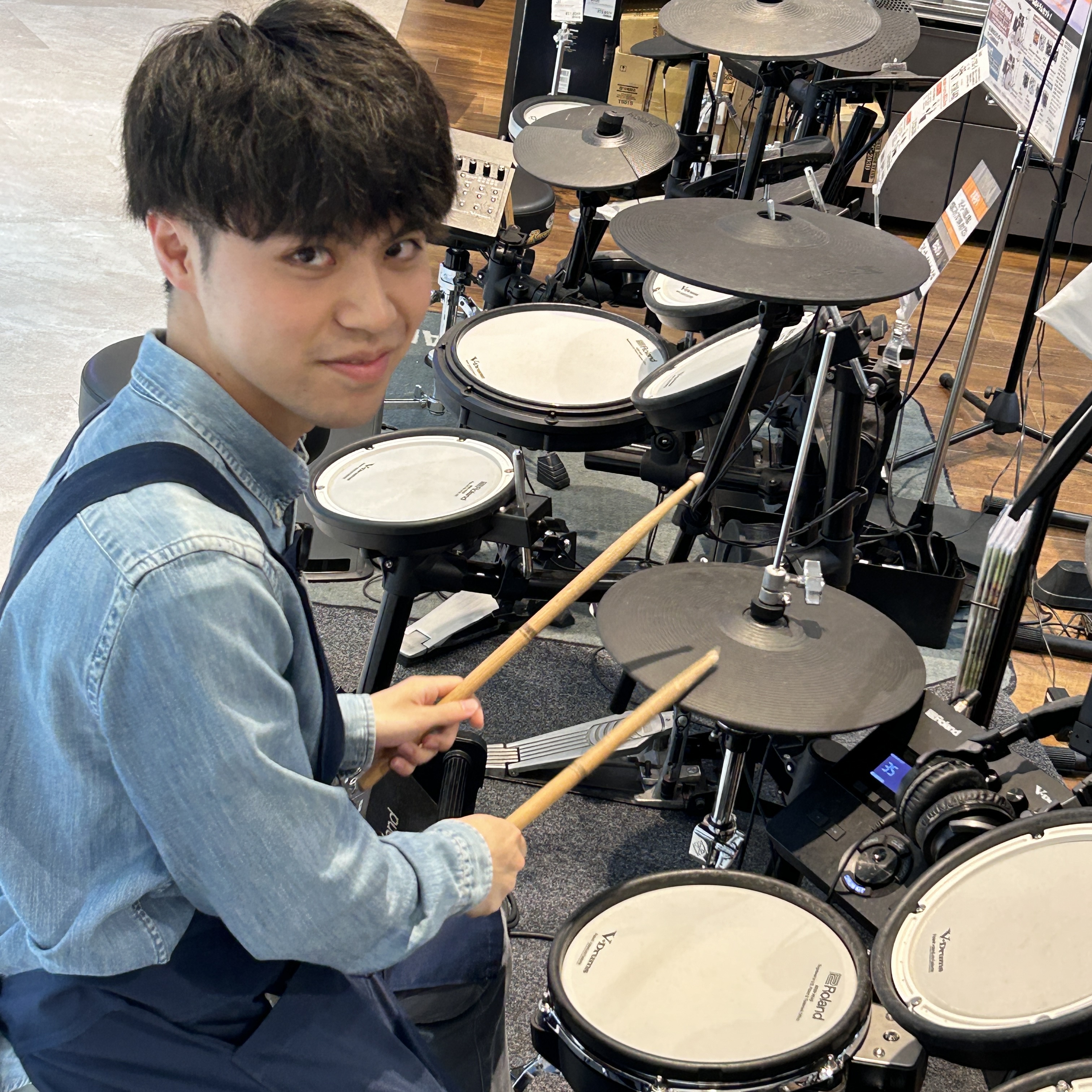島村楽器アミュプラザ長崎店 ドラム担当森(もり)