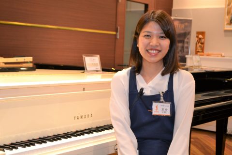 スタッフ写真 <アップライト・グランドピアノ、電子ピアノ担当>ピアノ上級アドバイザー 木全