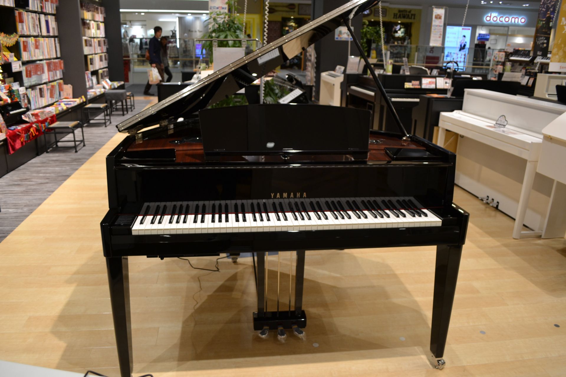 皆さんこんにちは。島村楽器名古屋みなとアクルス店　電子ピアノ担当の大西です。]]本日は新しく入荷しました[!!『N3X』!!]をご紹介いたします。 アコースティックピアノのタッチを実現したハイブリッドピアノ“Avant Grand”]]グランドピアノと同じ方式の専用ピアノアクション機構とこだわりの電 […]