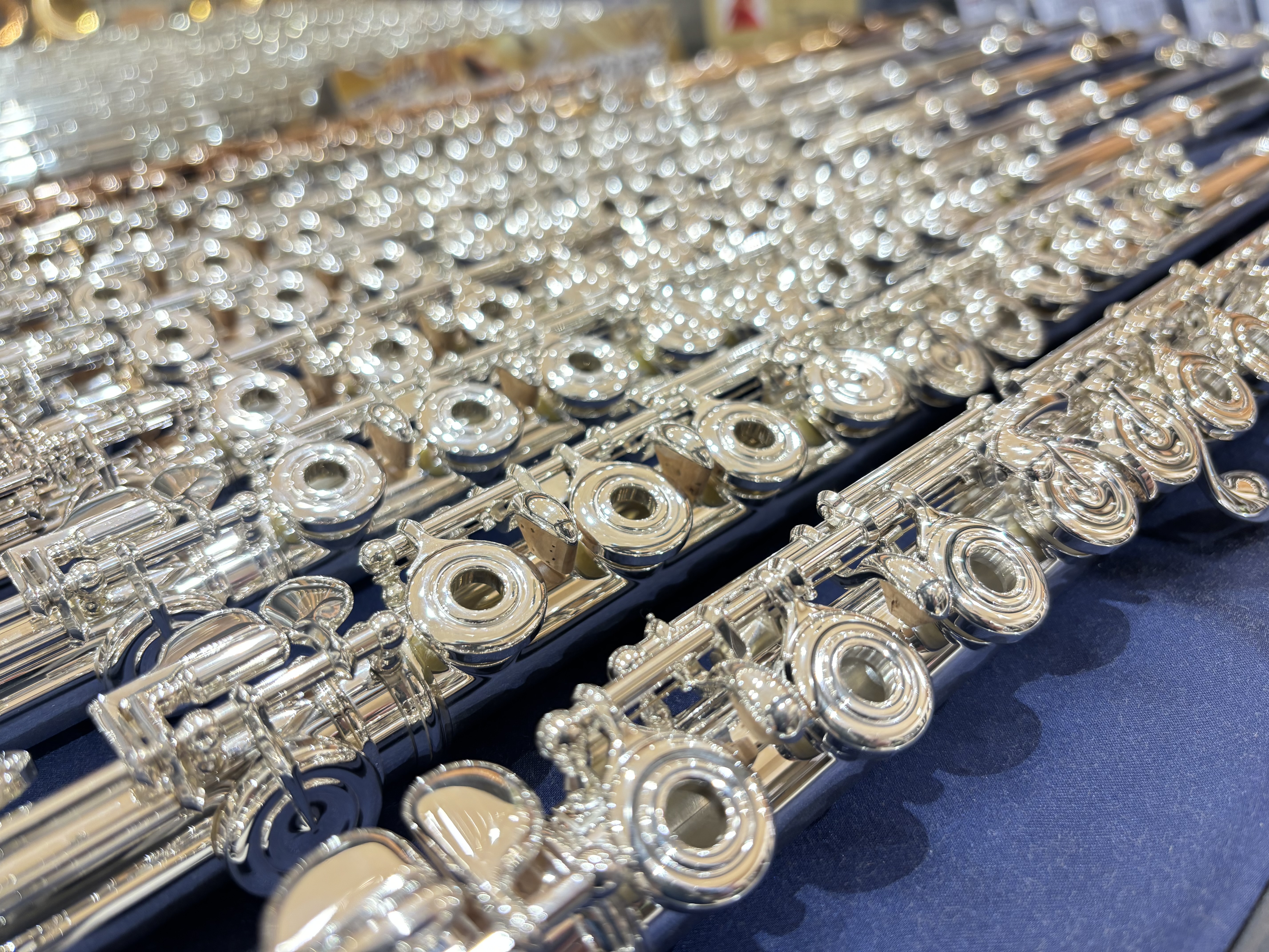 CONTENTS総銀製フルートフェア開催！展示ラインナップご予約・お問い合わせ総銀製フルートフェア開催！ 様々なメーカーの総銀製フルートを多数展示。総銀製フルートへの買い替えをご検討中の方はぜひこの機会にお試しください！ 展示ラインナップ ヤマハ パール アルタス サンキョウ ミヤザワ ご予約・お問 […]