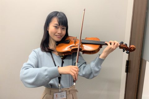 スタッフ写真 <バイオリンインストラクター>大人のためのバイオリンサロン 久永