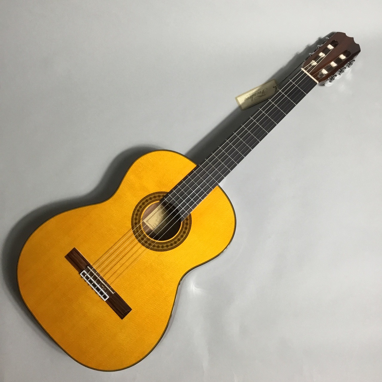 『超美品』クラシックギター新品定価42900円