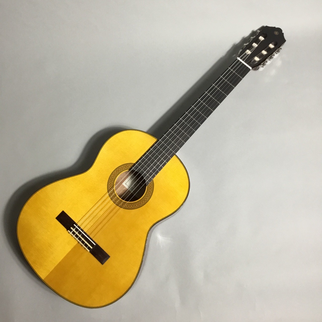 『超美品』クラシックギター新品定価42900円