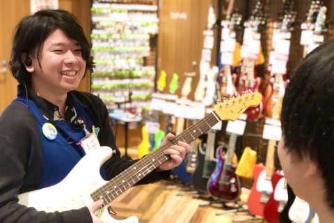 スタッフ写真 アンプ・エフェクター・ビギナーズ倶楽部・OPEN MIC CLUB 長谷川