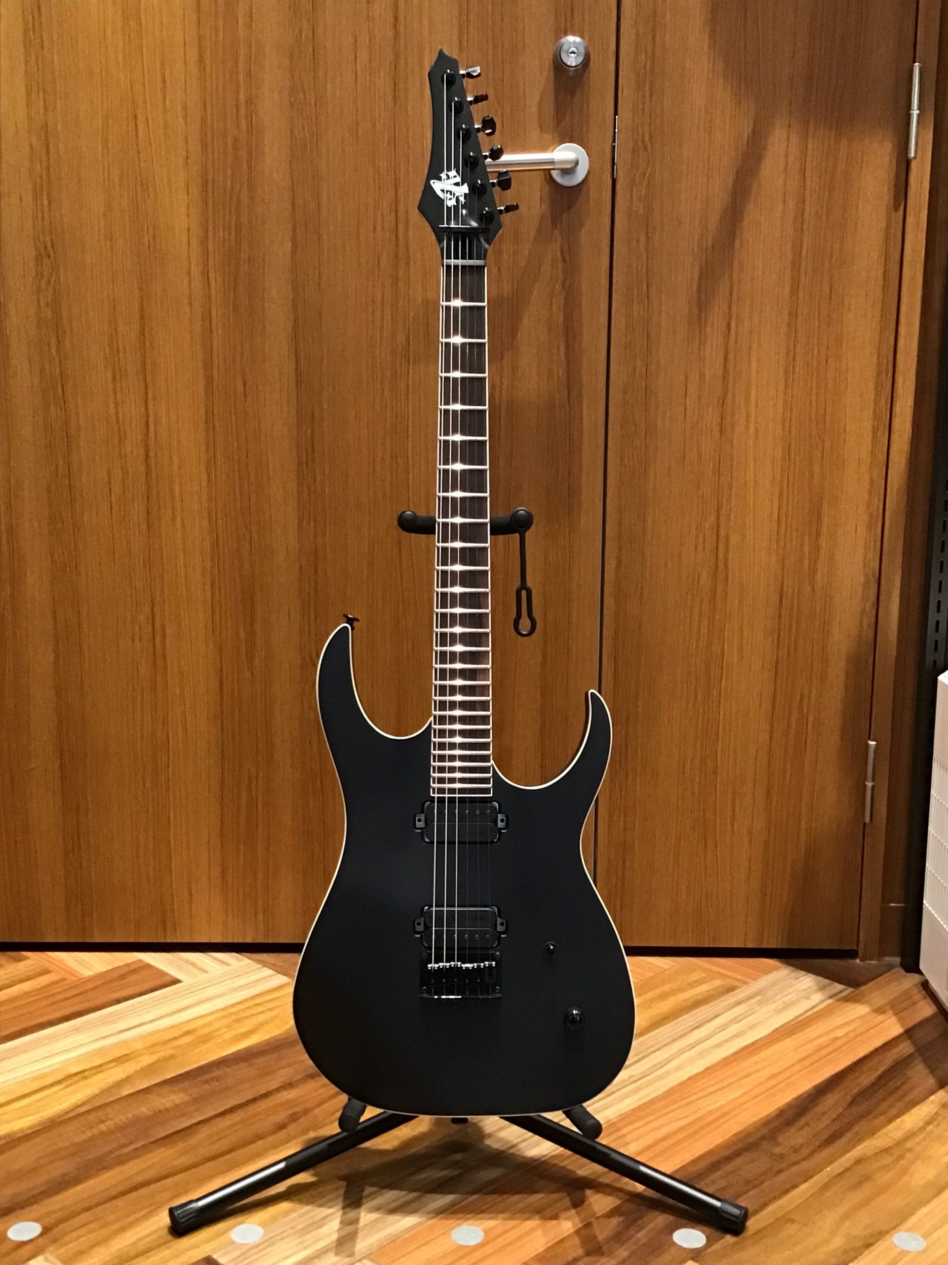 ＳＴＲＩＣＴＲＹ　７　ＧＵＩＴＡＲＳ　ＣＯＢＲＡ　ＪＳ６