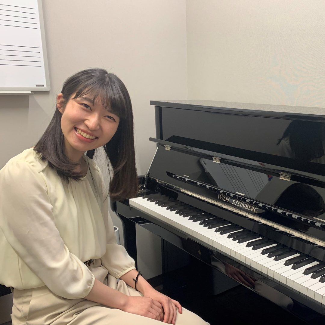 ピアノインストラクター(ピアノアドバイザー)安藤 百加