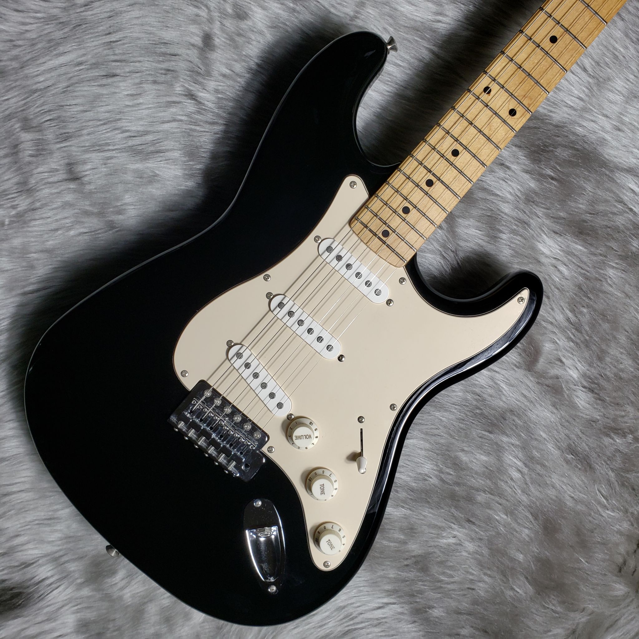 <1/14追加!>中古エレキギターSquier/Strat/M【SoldOut】