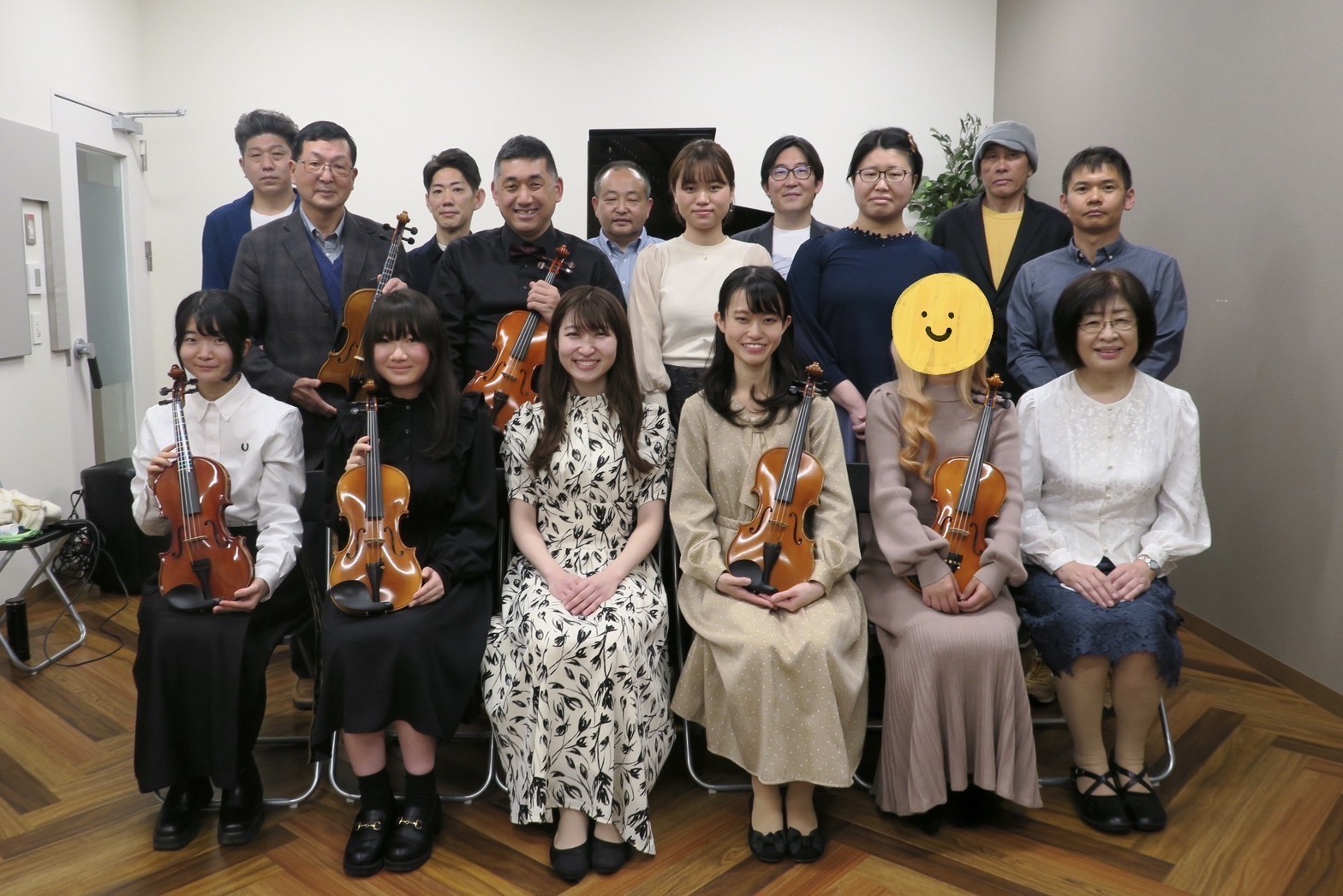 皆様、こんにちは！昨日、名古屋mozoオーパ店ピアノサロン会員様とヴァイオリンサロン会員様限定のサロン発表会を開催いたしました！ ピアノサロン会員様9名、ヴァイオリンサロン会員様5名の皆様にご出演いただきました。ご出演者の皆様、素敵な演奏をありがとうございました！ 発表会の様子をお届けいたします♪  […]