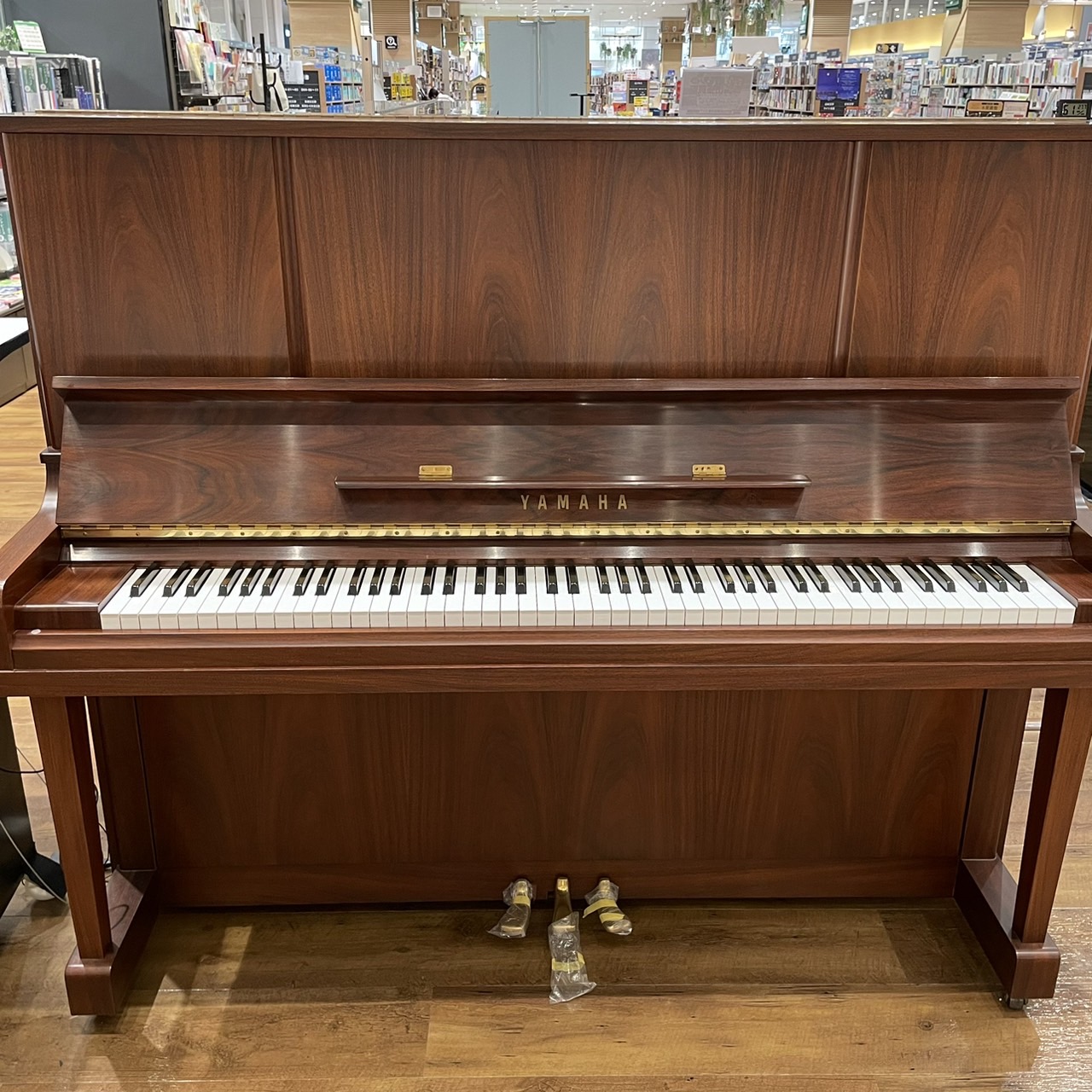 YAMAHA：中古アップライトピアノU30RW