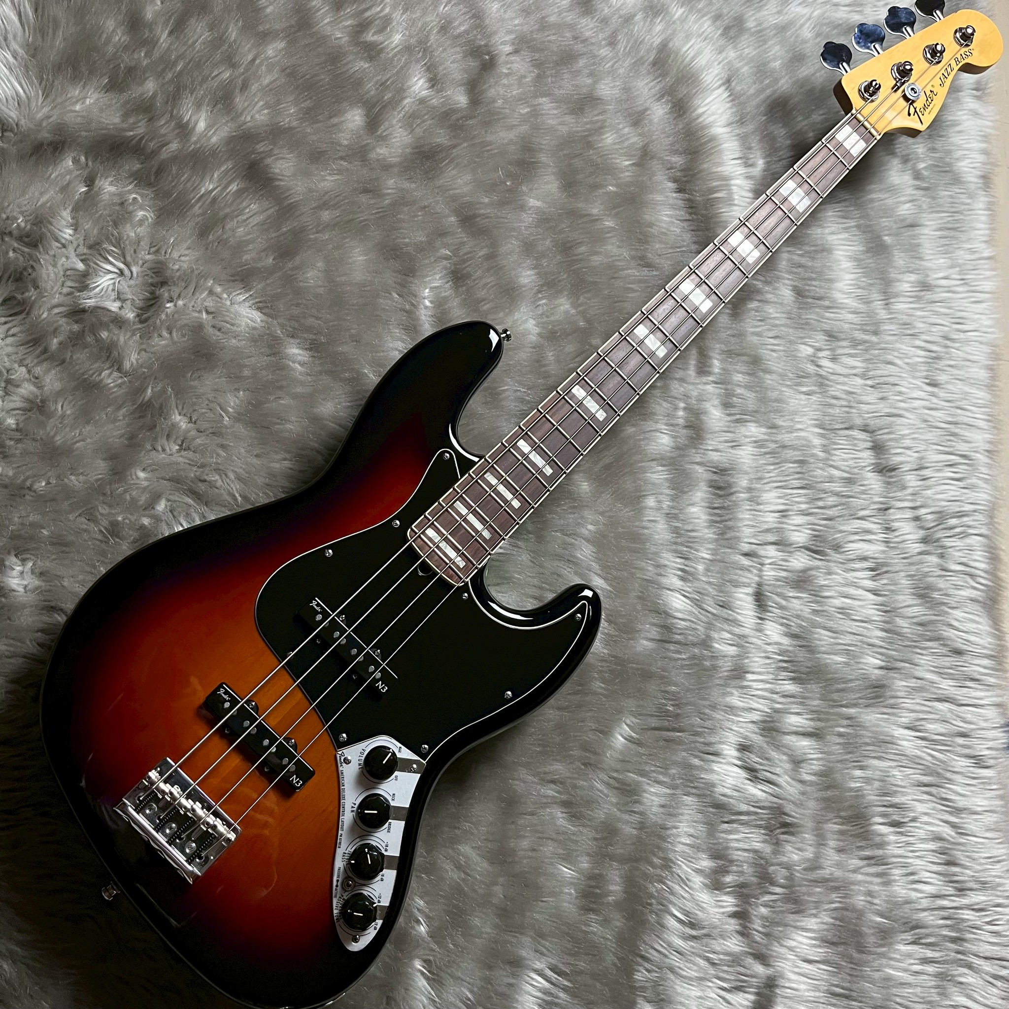 FenderAMDX JB N3