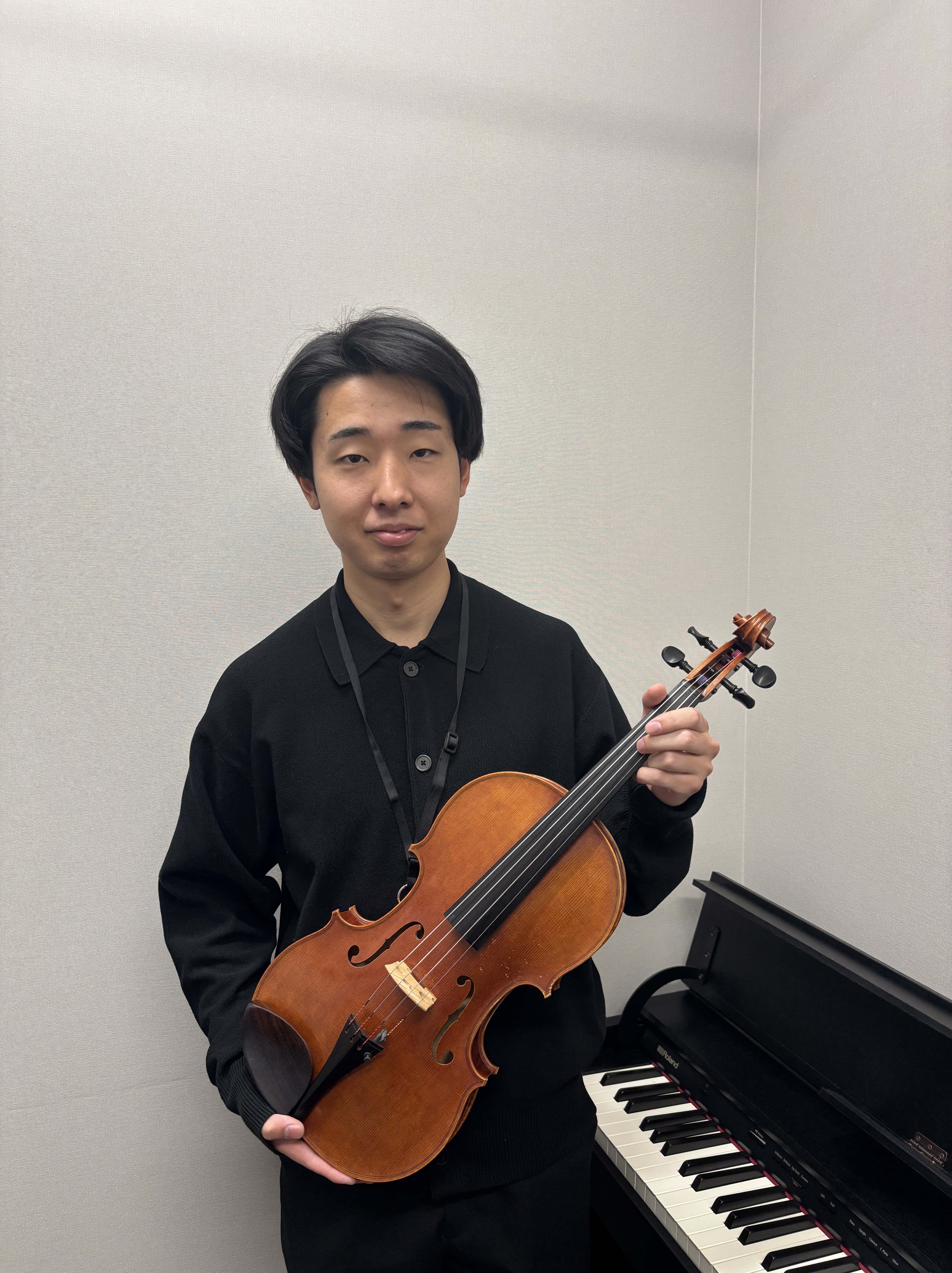 CONTENTSビオラインストラクター　中野蛍汰　プロフィールビオラサロンが選ばれる理由3選こんな方にオススメです！嬉しい特典コース・料金について各コースの魅力体験レッスン随時受付中です！　(5/1更新)バイオリンサロンも開講しています！お問い合わせ・お申込みビオラインストラクター　中野蛍汰　プロフ […]