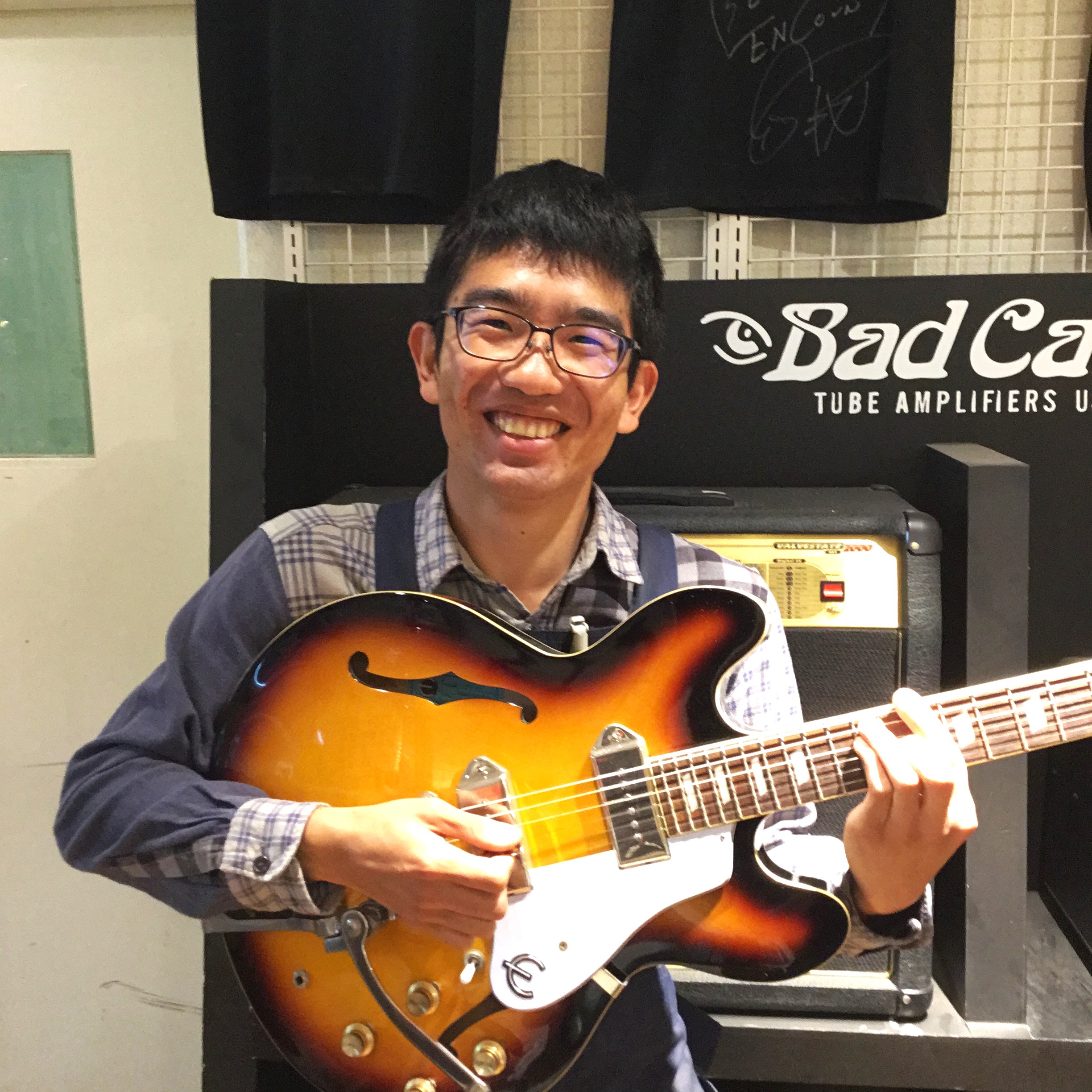 宮地(みやち) 古い日本製のギターと歌謡曲が大好きです。元蒸気機関車運転手のMassimoなリペアマン! 趣味 好きな音楽・アーティスト 使用機材 得意なリペア