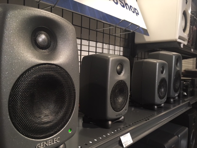 *コンパクトなサイズからは想像も付かないほどのサウンド！Genelec 8010A＆8020d、入荷しました！ 世界のプロフェッショナルな放送スタジオ、音楽やポストプロダクションスタジオで使用されているGenelec 8000シリーズのコンパクトサイズモデル「8010A」および「8020D」遂に名古 […]