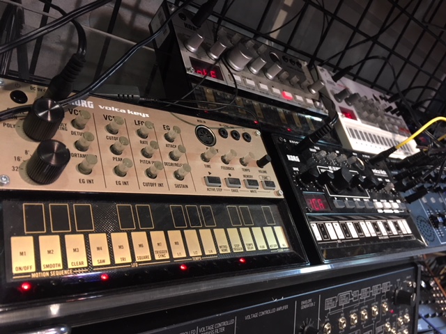 KORGの人気アナログガジェットVolcaシリーズ全機種、展示＆在庫ございます♪