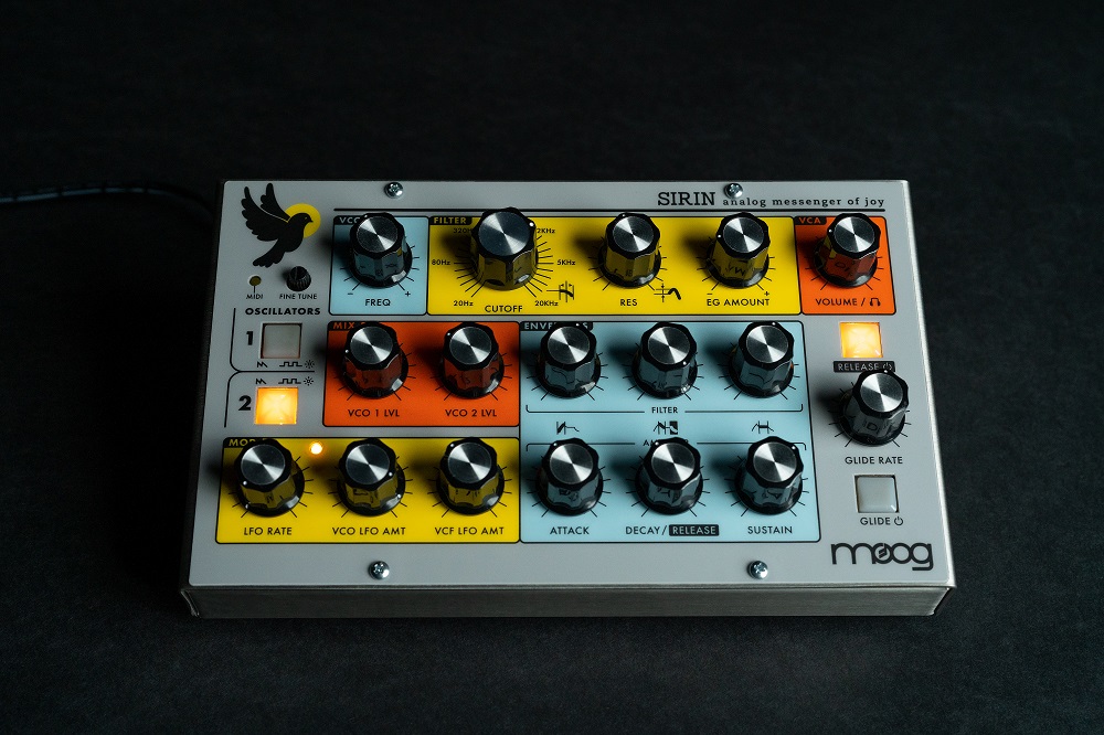 世界2500台限定生産のMoog Sirinが遂に国内発売解禁!当店にて展示 世界2500台限定生産のMoog Sirinが遂に国内発売解禁!当店にて展示