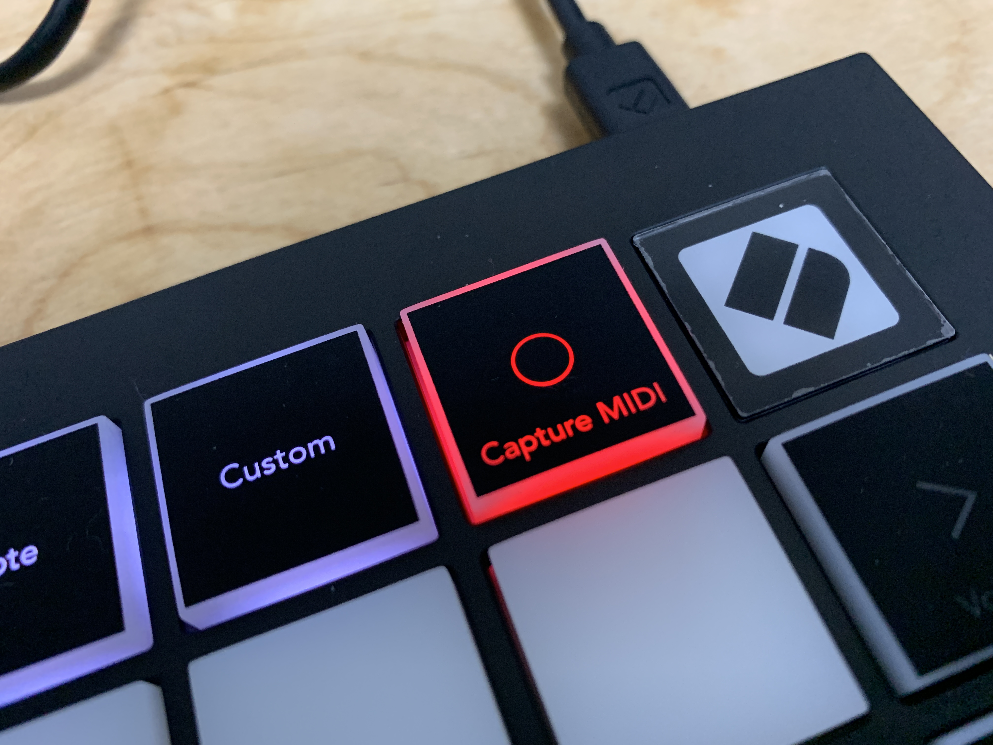 人気のNovation Launchapdに第三世代モデル『Launchpad mini MK3