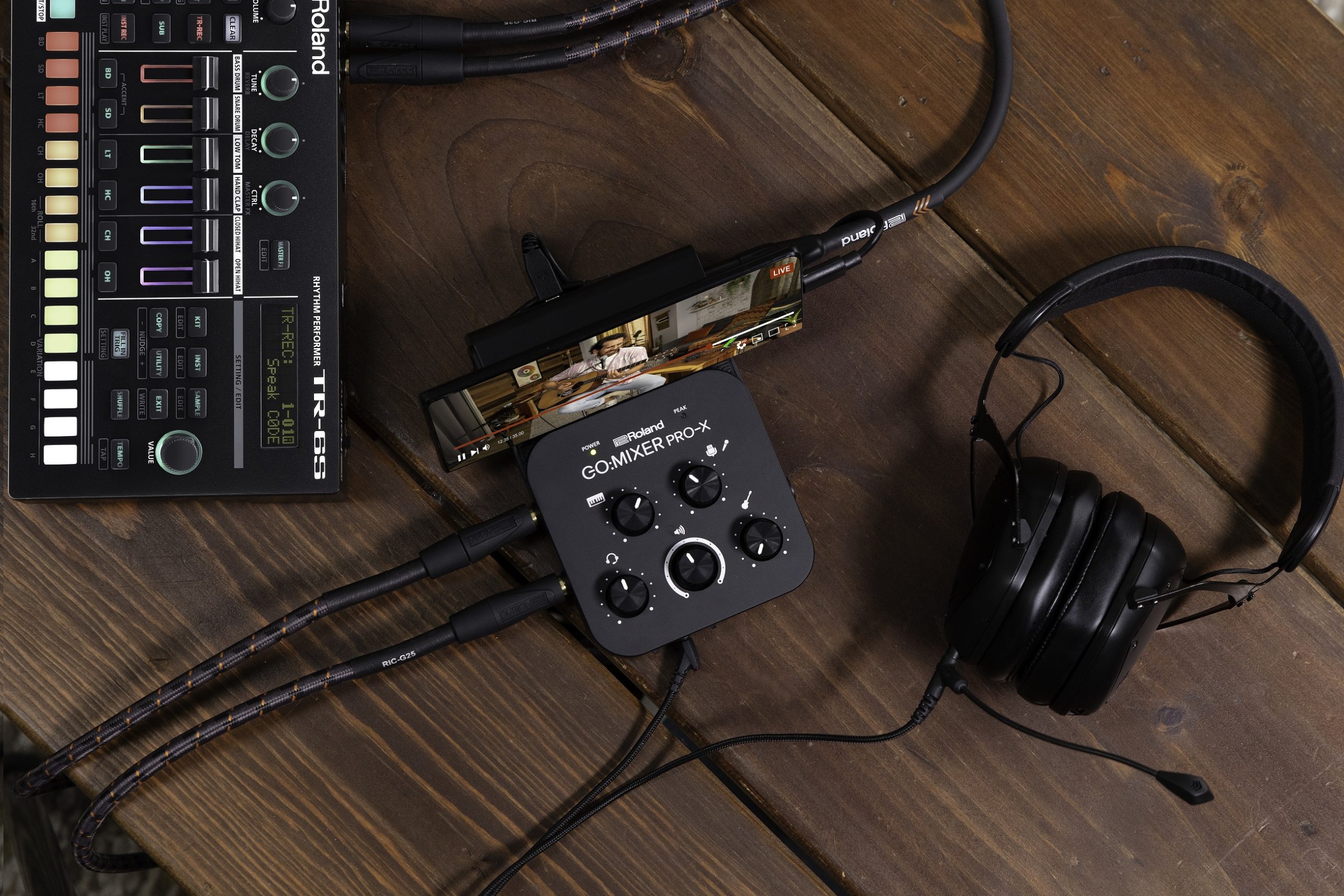 Roland GO:MIXER PRO-X】配信からWeb会議やオンラインレッスンまで