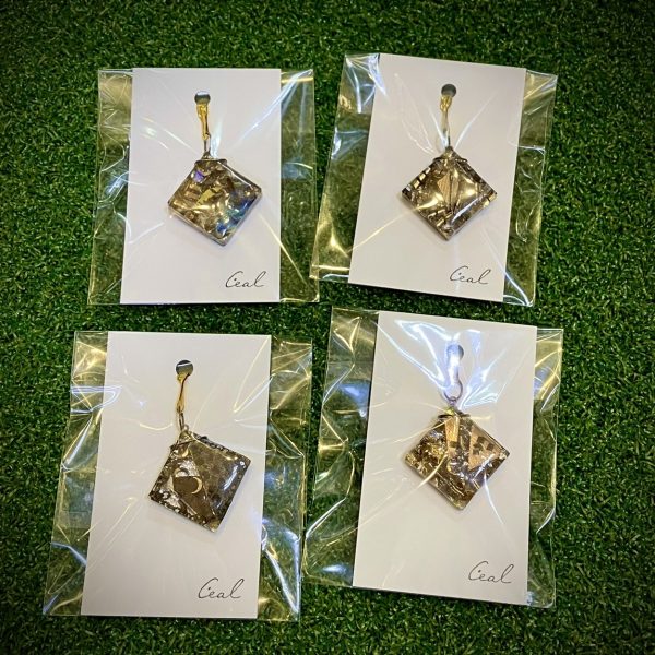 ペンダント<br />
¥2,200(税込)<br />
※紐は付きません。