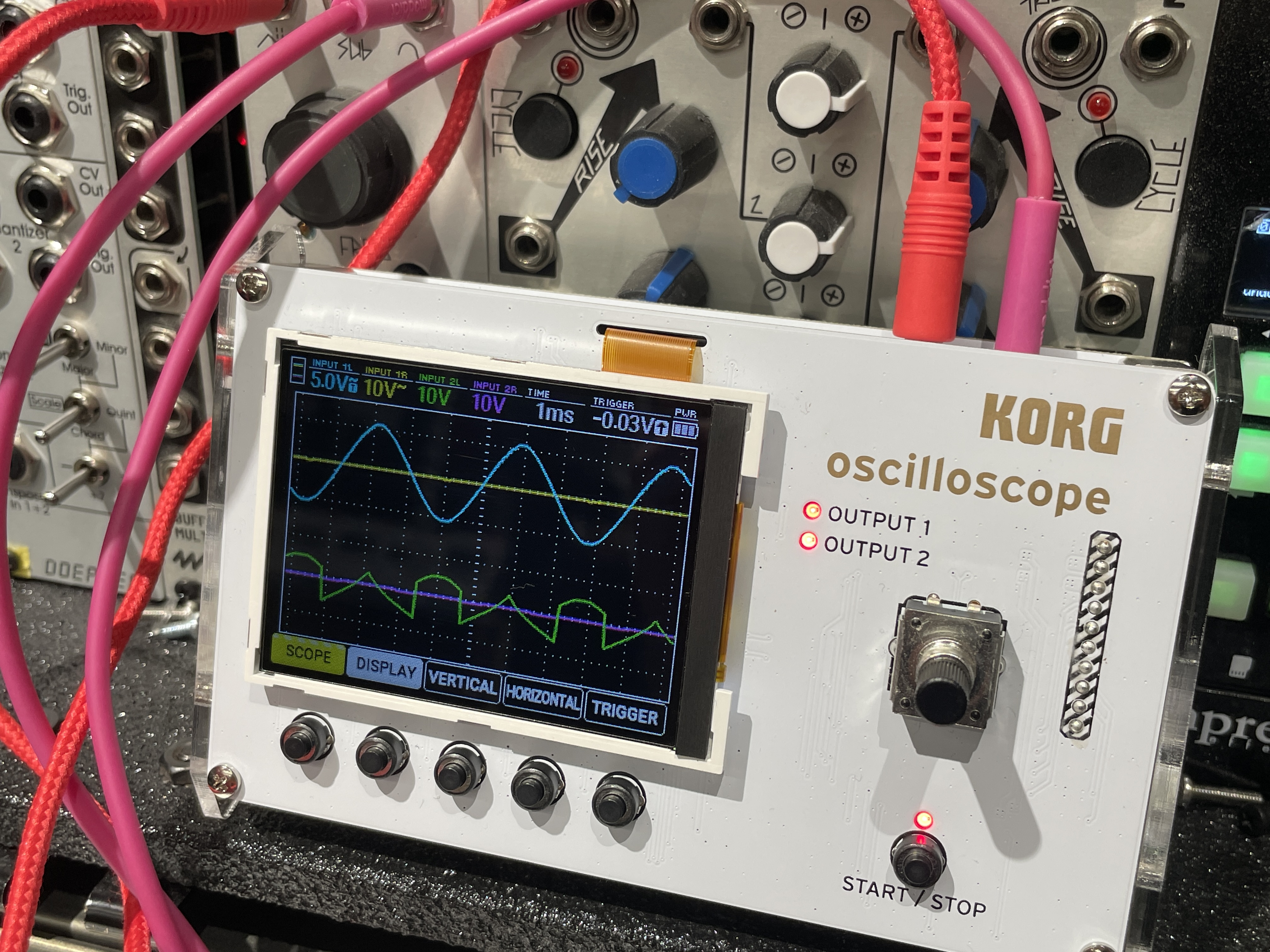 大好評のオシロスコープKORG Nu:tekt NTS-2 oscilloscope kitが