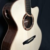 HAYASHI Guitars『Hatsune OM-C GS/MR』入荷のご案内♪