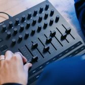 Novation Launchcontrol XL3登場！ソフトもハードも操作可能なMIDIコントローラー！