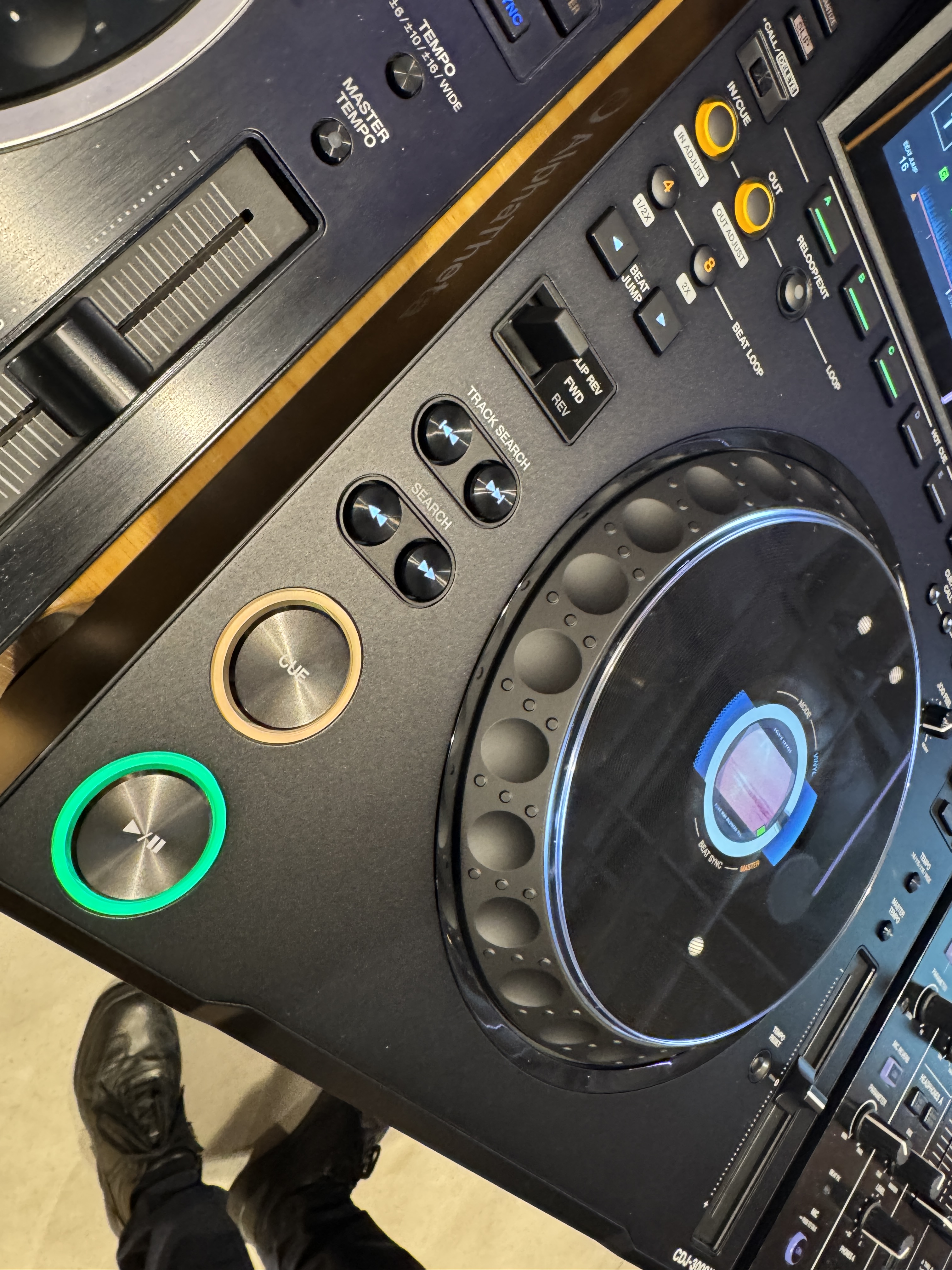 AlphaTheta CDJ-3000X登場！5年ぶりにとなる次世代