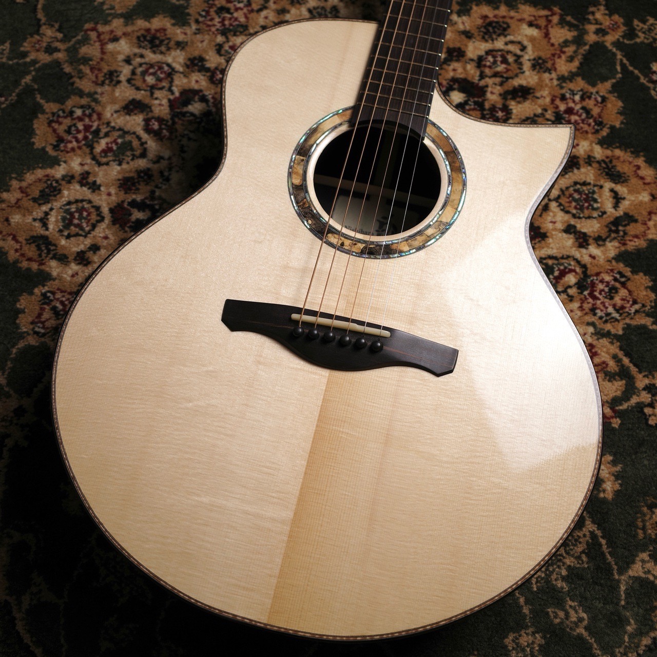 REYDEN SJ CUTAWAY German Spruce × African Blackwood