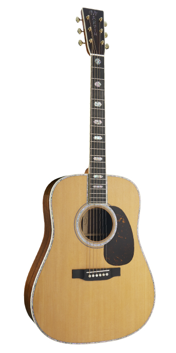 C.F.MartinD-45 新旧モデル弾き比べ可能