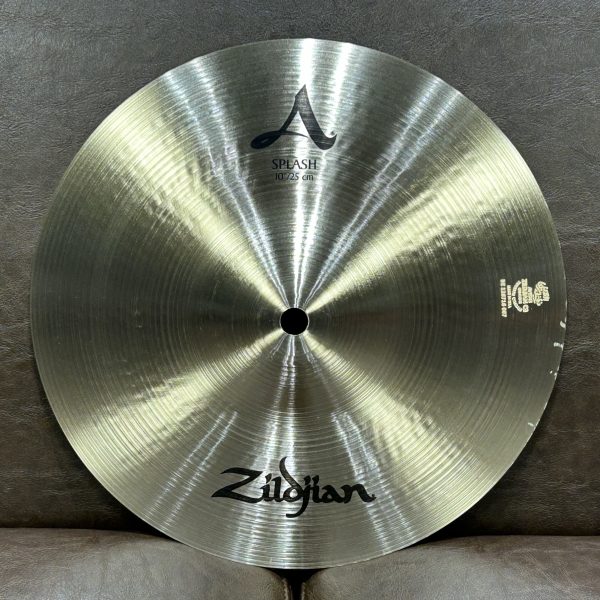 【品番】<br />
Splash10<br />
<br />
【選定コメント】<br />
クリアで安定した音程感。<br />
<br />
【販売価格】<br />
52,800円(税込)