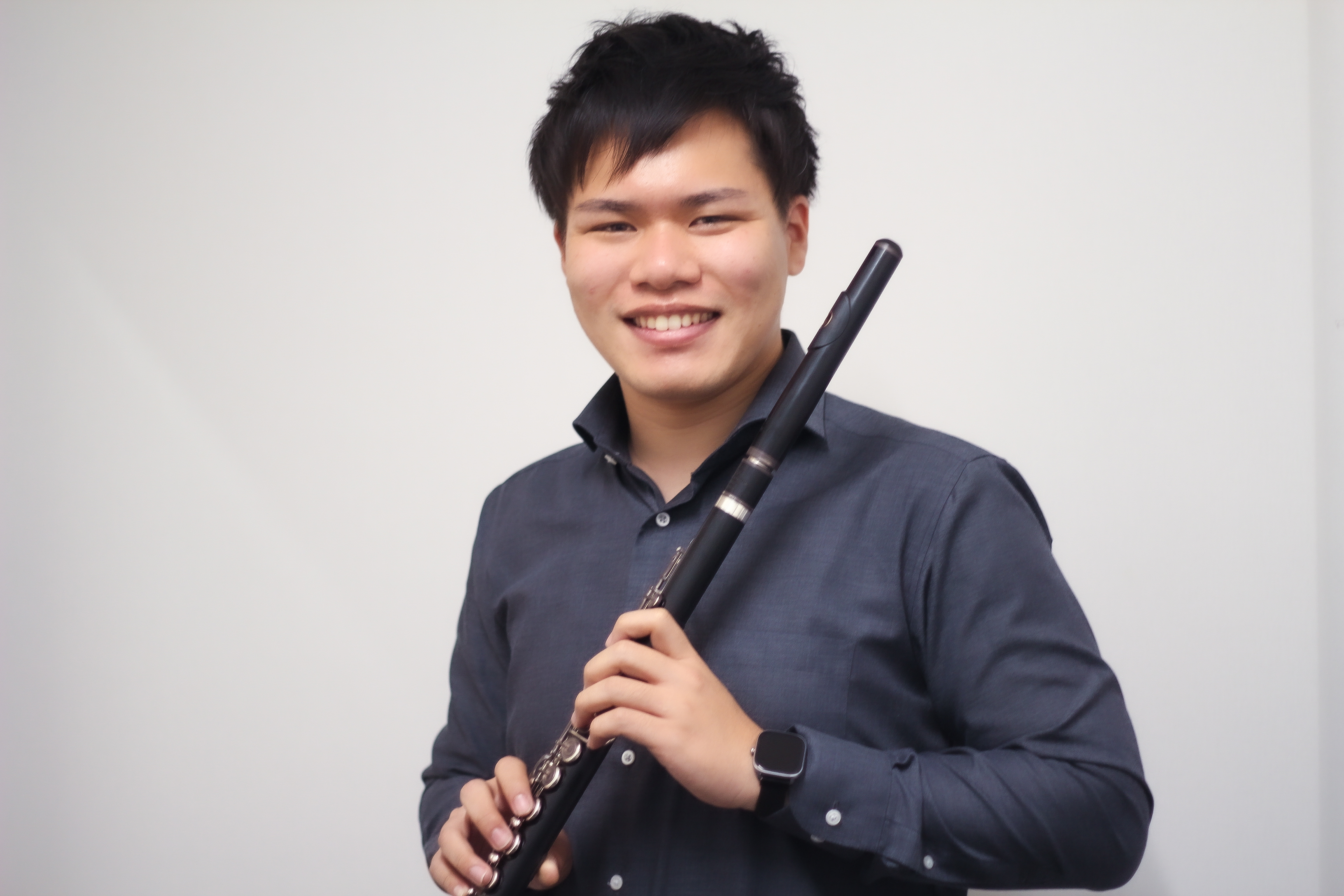 CONTENTSフルートインストラクター：森川 健士フルートサロンとは？レッスン内容は？レッスンシステム・料金フルートインストラクター：森川 健士 担当インストラクターよりご挨拶 はじめまして、フルートインストラクターの森川です！ 「フルートやってみたいけど吹けるか不安…」「楽譜読めないけど吹けるの [&hellip;]