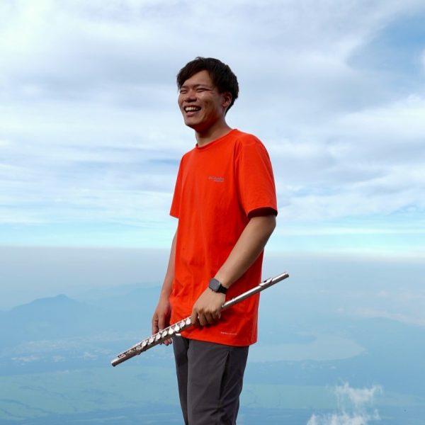 山は逃げない、音楽も逃げない─富士山で感じるフルートの呼吸とリズム