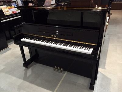 ヤマハ中古ピアノUX10BLのご紹介（#4582494）～大人気の「X支柱」搭載モデル