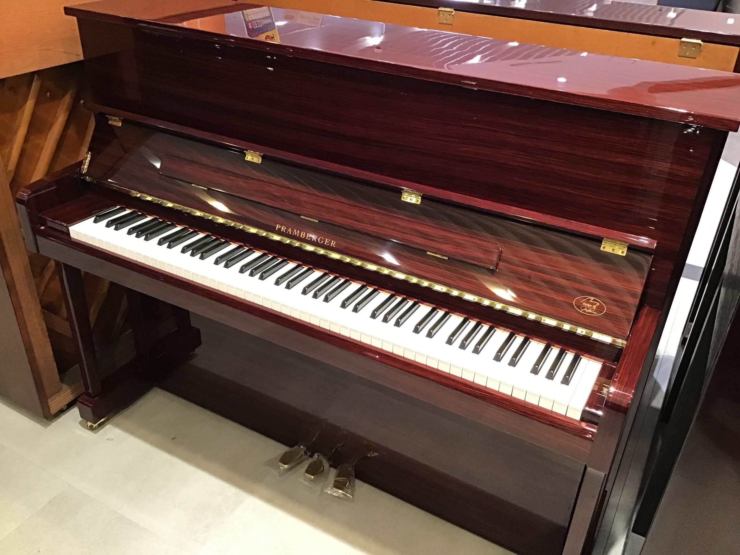 【中古ピアノ】プレンバーガーPV118SMのご紹介（#IKJFU0732