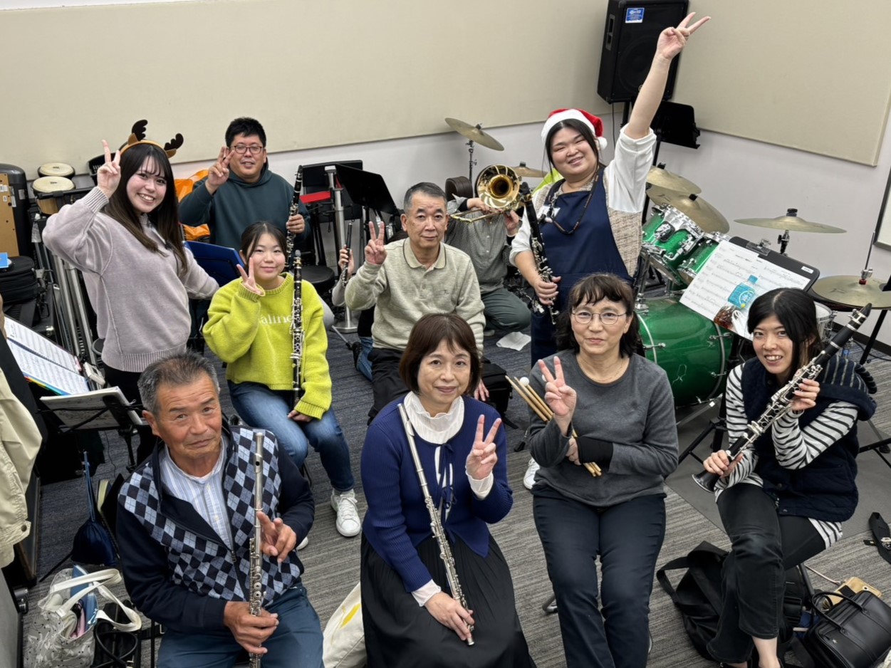 こんにちは！茶屋吹奏楽団トナカイ担当の木野です。食欲の秋にお手軽料理にはまり（余ったカステラでティラミス作りなど、、）以前より更にマシュマロボディになりました。マシュマロと練習レポートをプレゼントです！！！！ CONTENTS9名の方にご参加いただきました！茶屋吹奏楽団とは？9名の方にご参加いただき […]