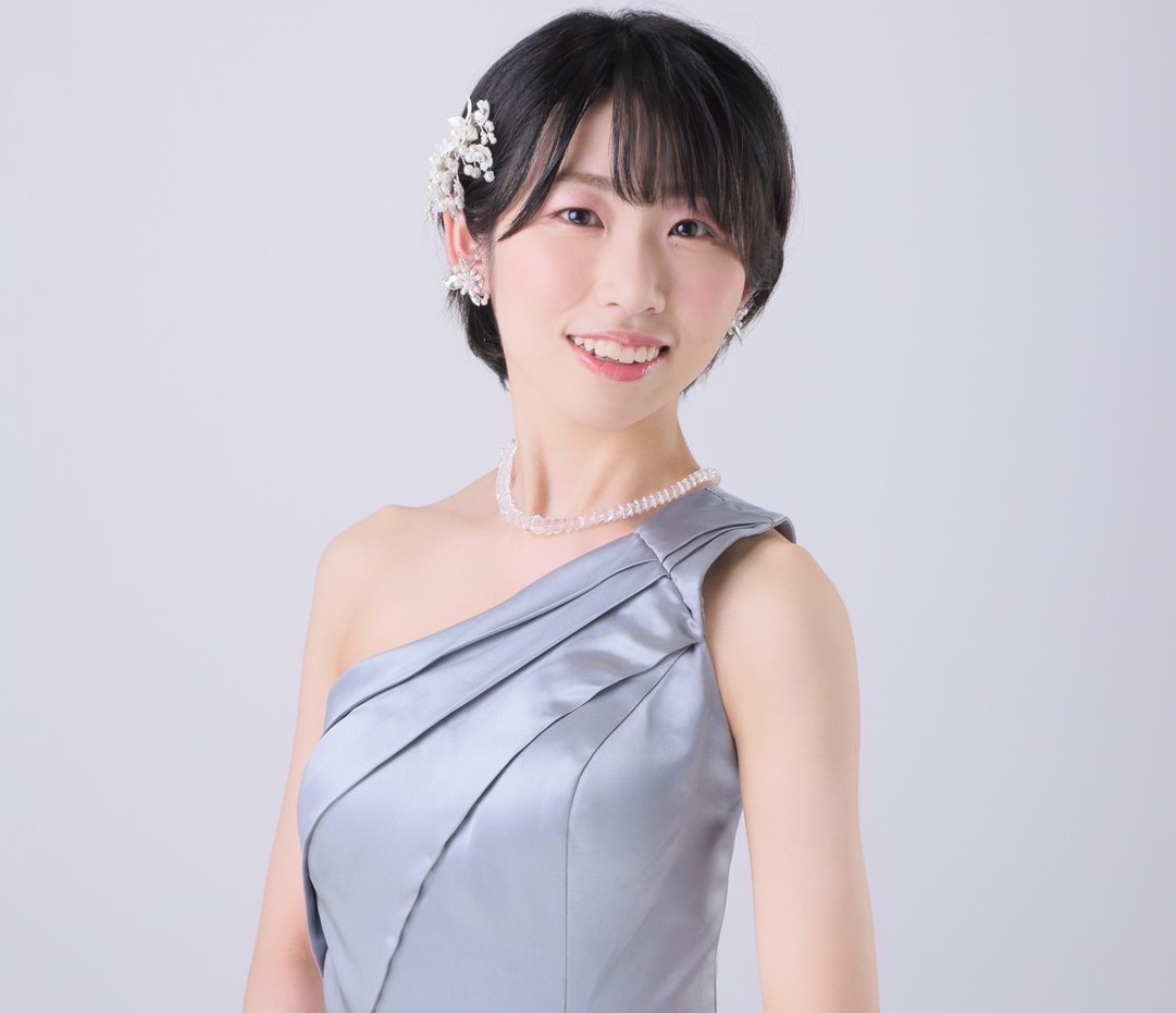 CONTENTS講師紹介　大橋 萌子(おおはし もえこ)体験レッスン日程コース概要お問い合わせ講師紹介　大橋 萌子(おおはし もえこ) 講師プロフィール 金城学院大学 文学部 音楽芸術学科卒業。在学中、選抜により室内楽コンサートとガラ・コンサートでセントラル愛知交響楽団と共演。2024年度山田貞夫音 […]