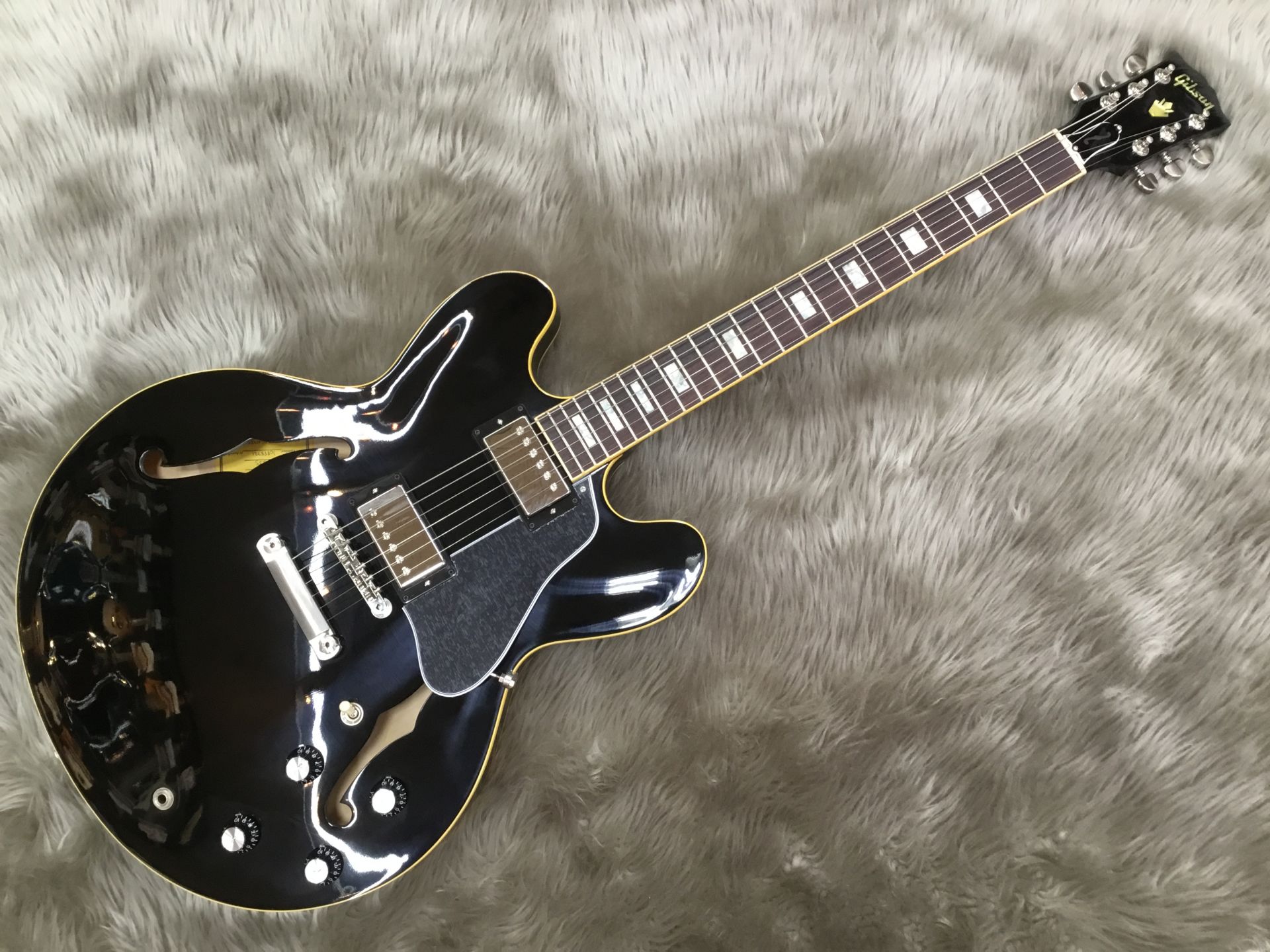 【ギター】ES-335 TRADITIONAL入荷いたしました！【奈良でGibson探すなら】