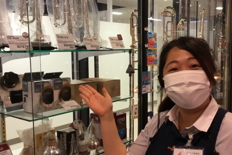 スタッフ写真 担当:管楽器、教育楽器 好きなアーティスト:アニソンなど 中田