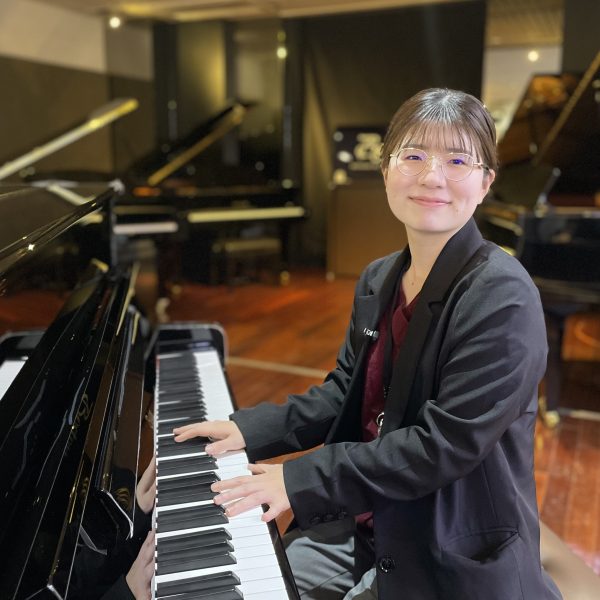 ピアノアドバイザー　島越